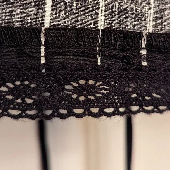 NWOT Jack Skellington Hot Topic Disney Jacket Laces Nightmare Before Christmas M - Picture 9 of 11